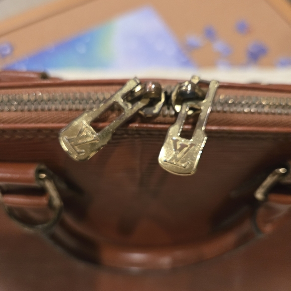 Authentic Louis Vuitton Brown Alma PM - Picture 14 of 14